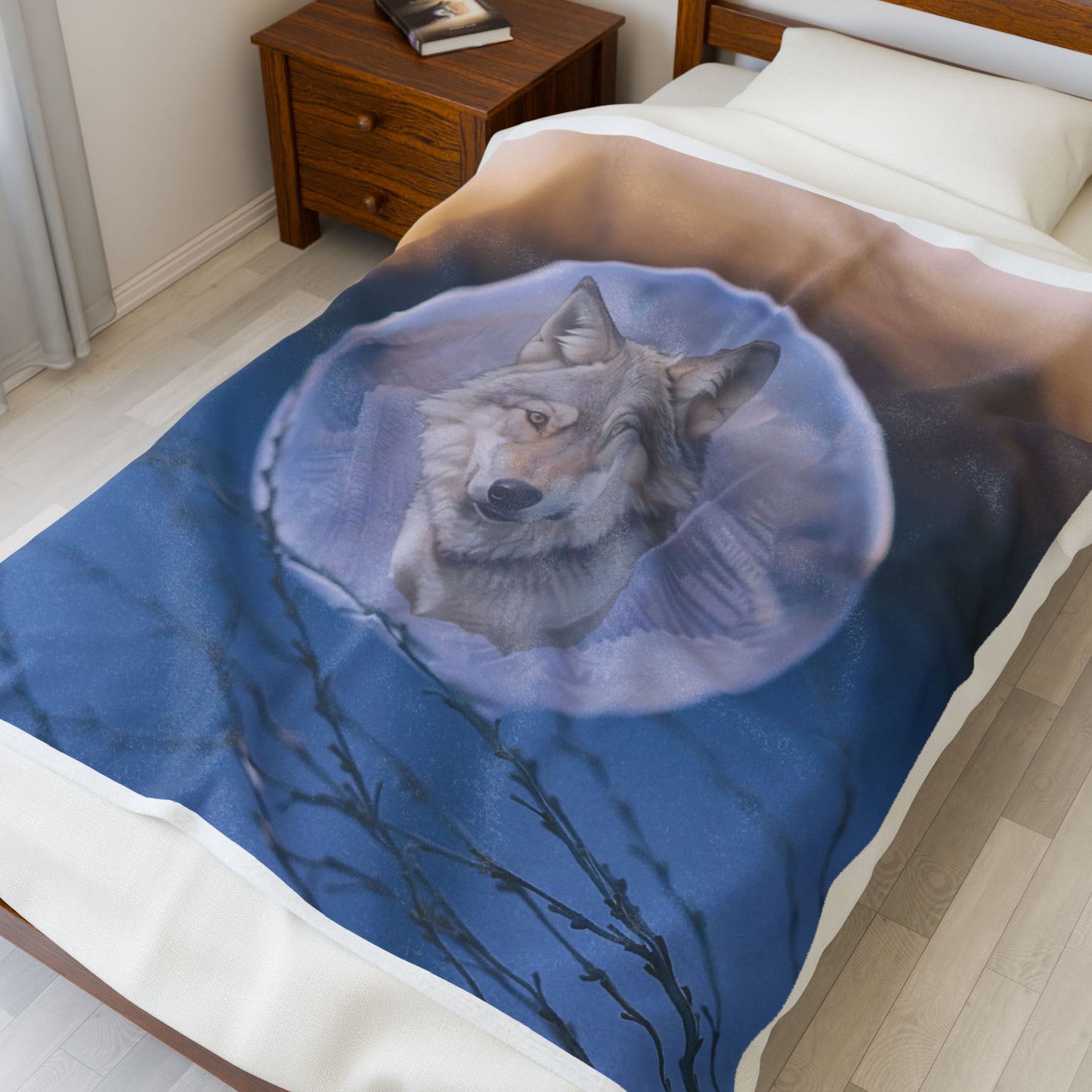 Wolf Dreamcatcher Velveteen Plush Blanket, Cozy Home Decor, Gift for Animal Lovers, Soft Throw for Couch, Unique Bedroom Accent
