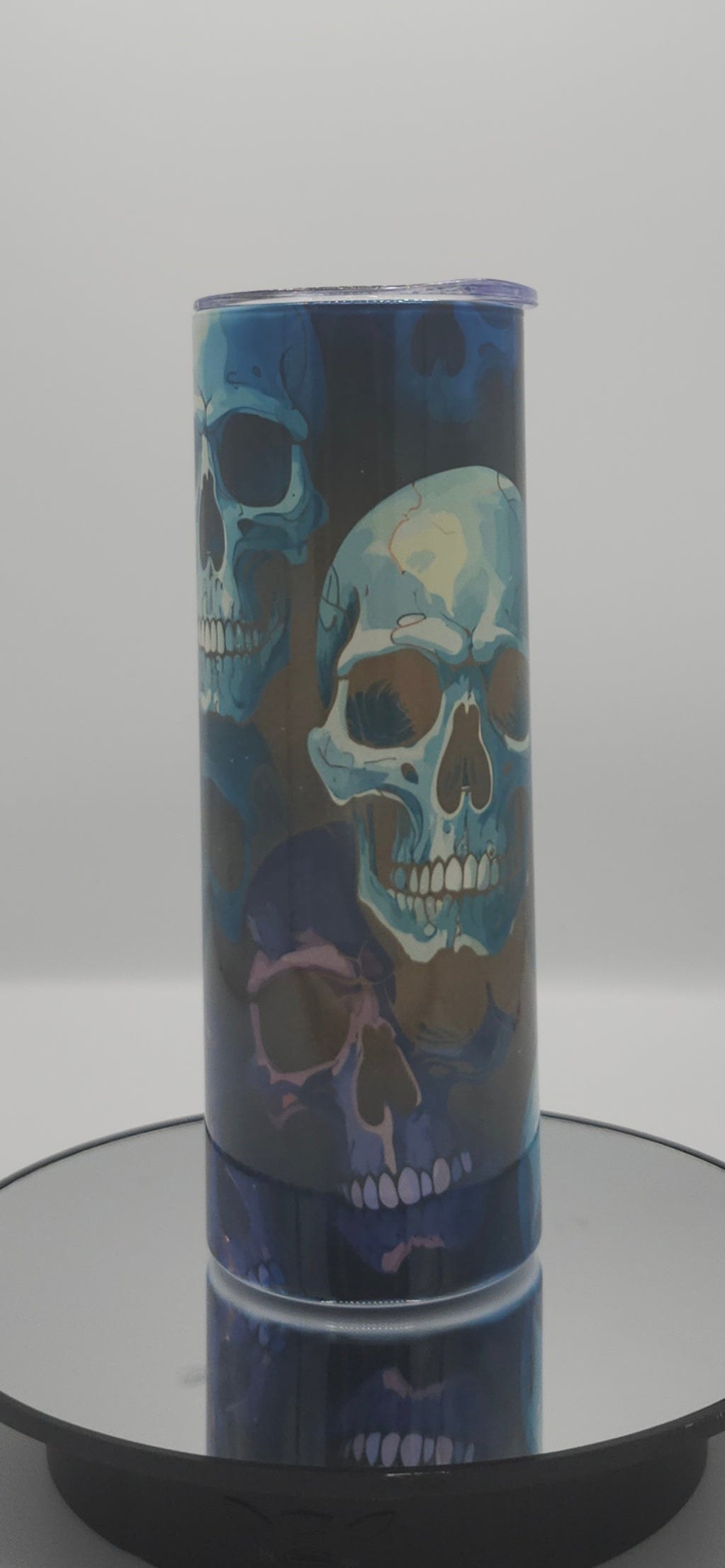 20oz Tumbler with Skulls
