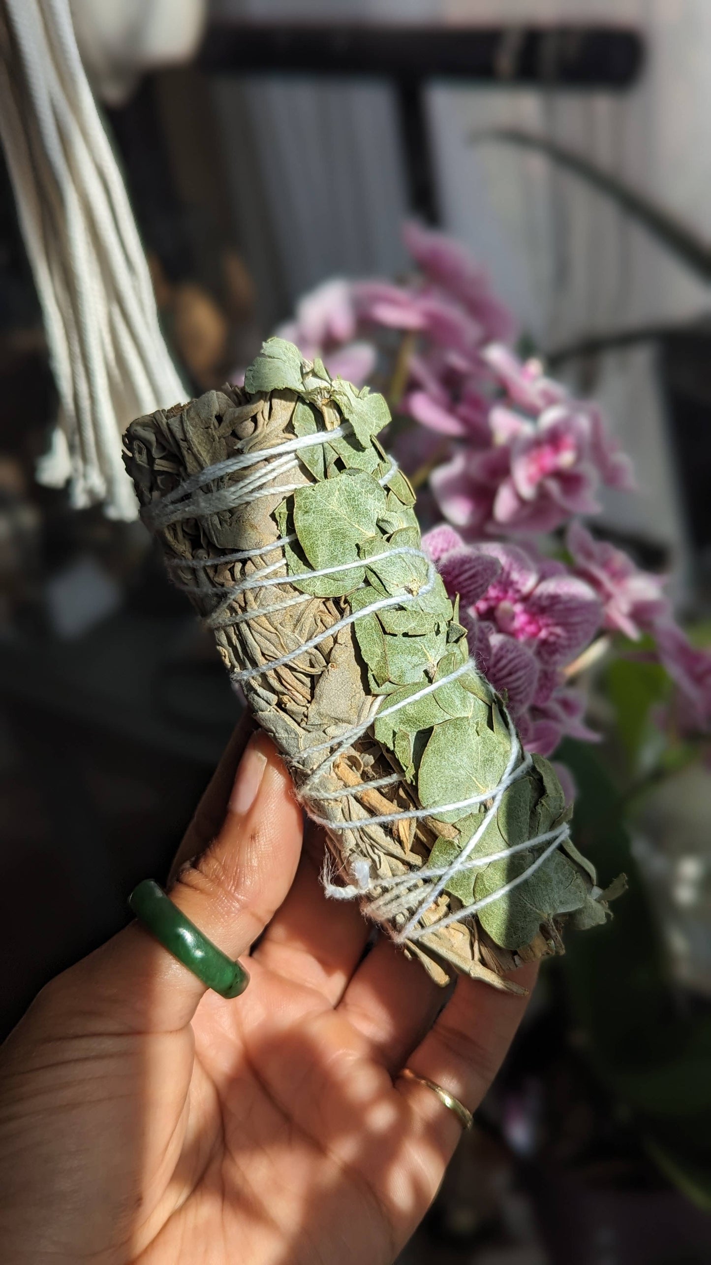 White Sage & Eucalyptus